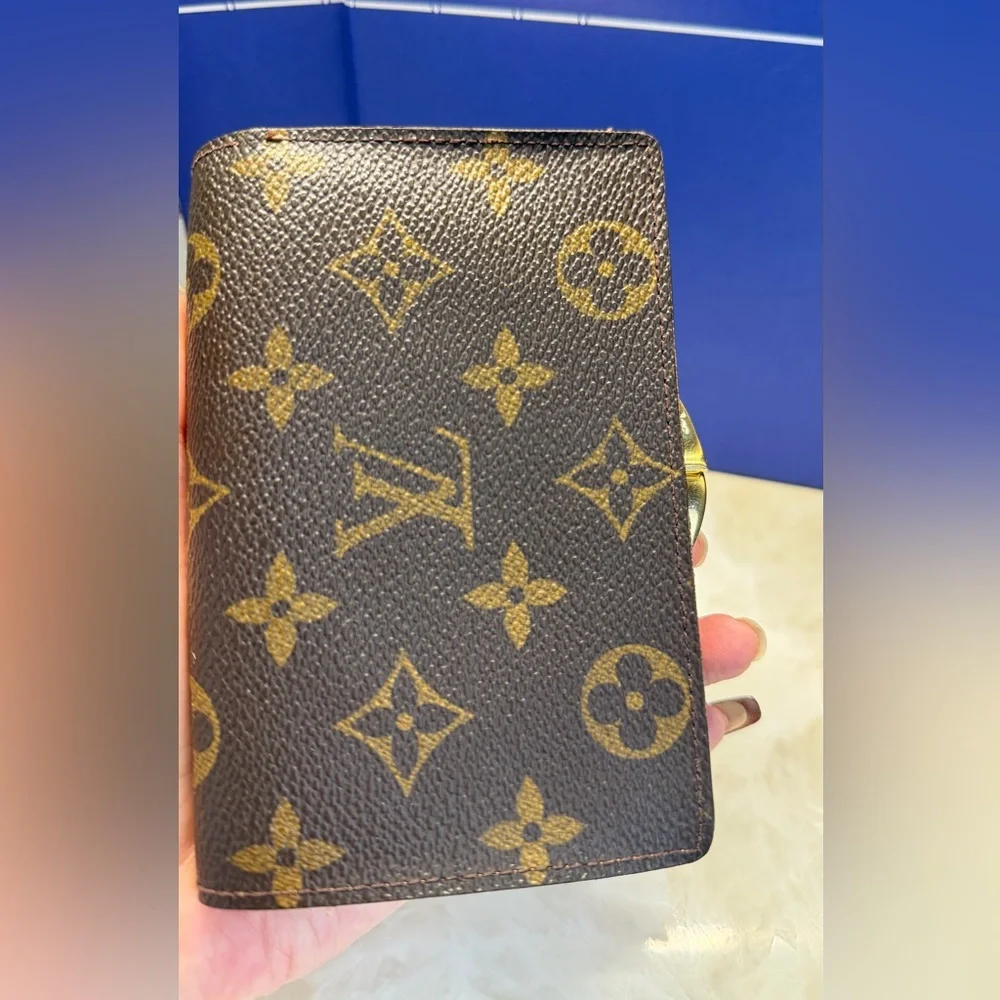 Louis Vuitton Zippe Wallet Porte Papier Monogram Brown